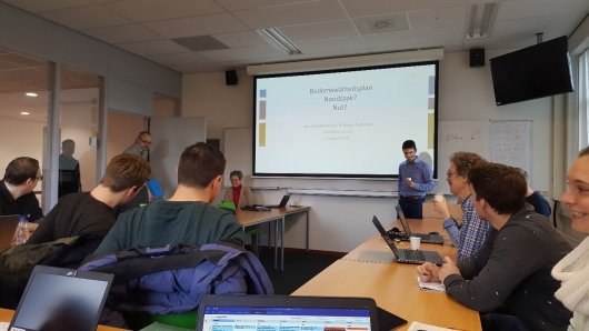 Laatste face to face bijeenkomst (9 maart) in het pr&eacute; Corona tijdperk, tijdens de kick off aan de HAS Den Bosch. Studenten maken kennis met de BKP aanpak en steken hun mening niet onder stoelen of banken.